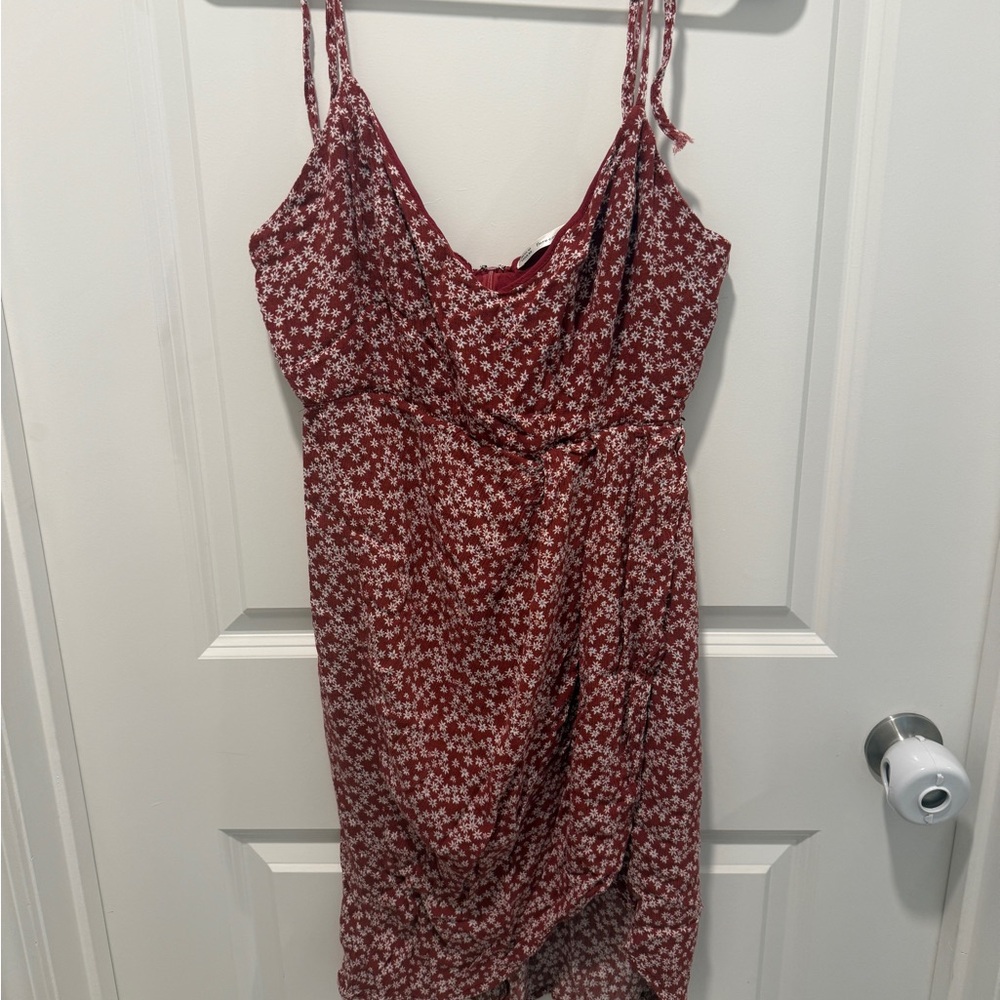 Chic Asymmetrical Floral Dress in Burgundy